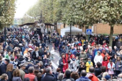 La grande parade 24 * 6240 x 4160 * (11.22MB)